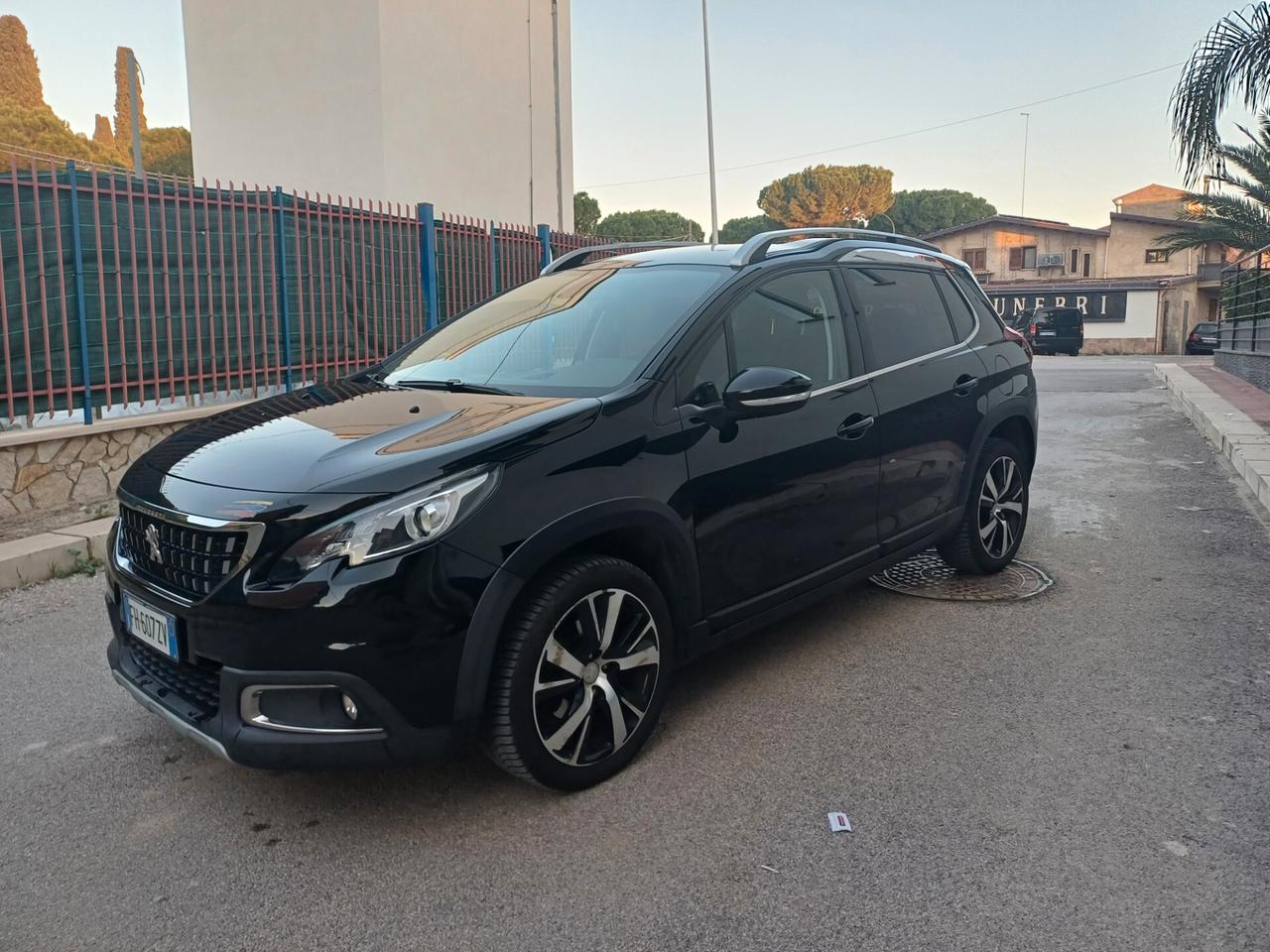 Peugeot 2008 BlueHDi 120 S&S Allure