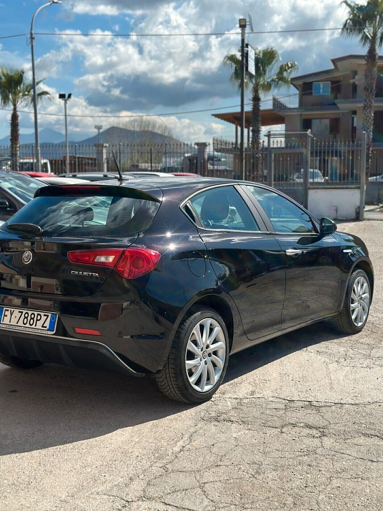 Alfa Romeo Giulietta 1.6 JTDm TCT 120 CV Sportiva