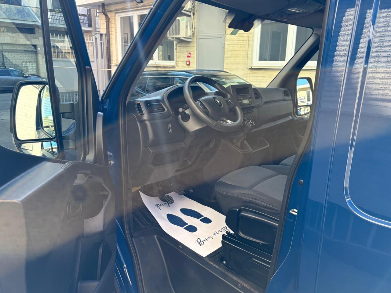 Renault Master T33 2.3 dCi 135 PM-TM Furgone Start €17500 +IVA