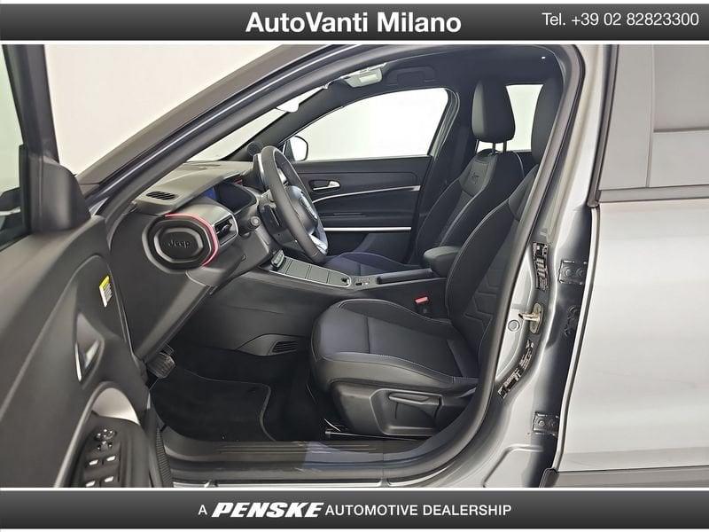 Jeep Avenger e-Hybrid 1.2 MHEV e-Hybrid Summit FWD