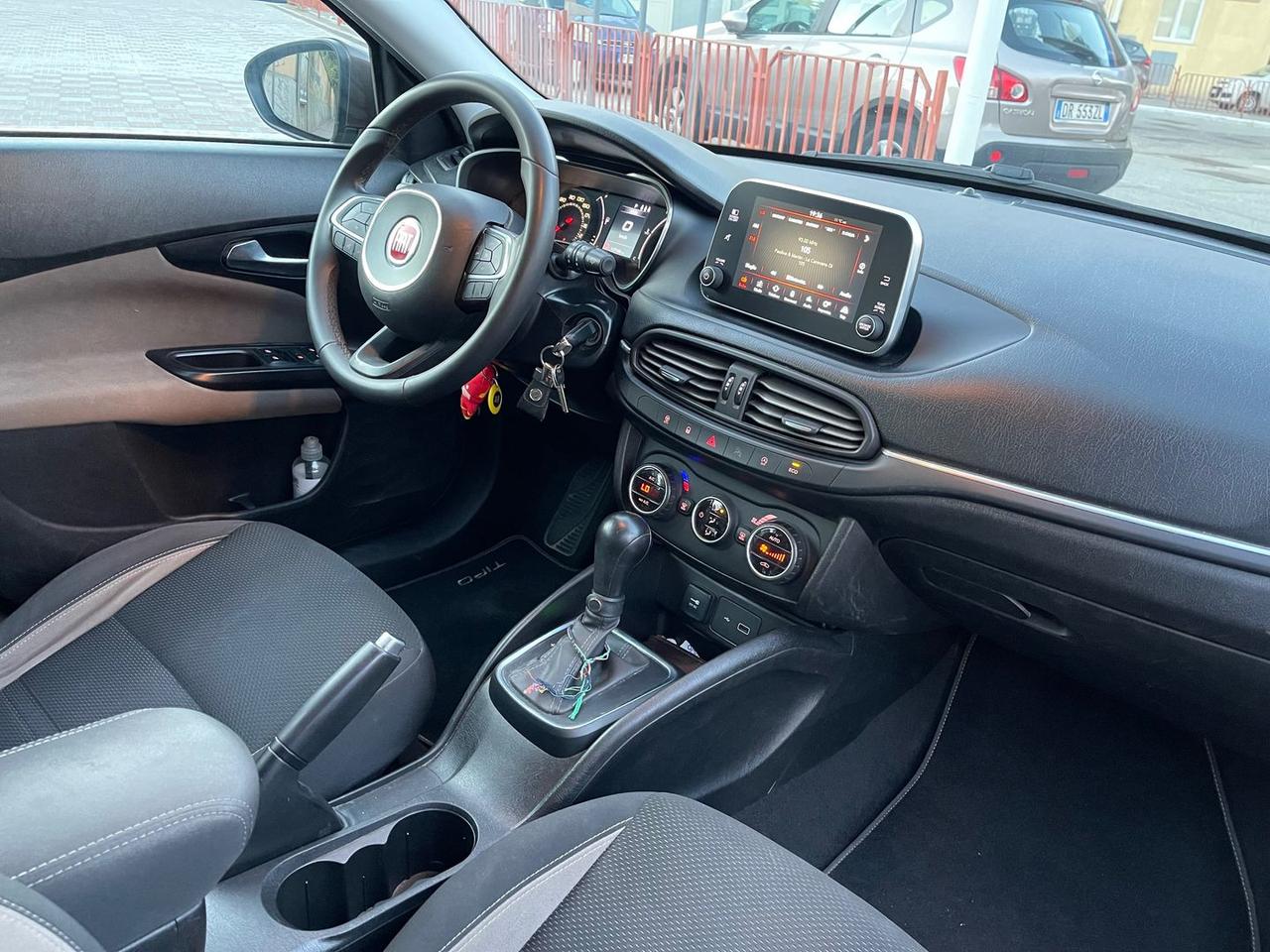 Fiat Tipo 1.6 Multijet Lounge #10180