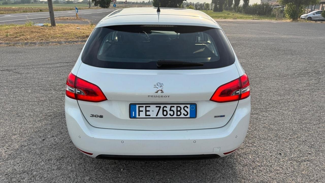 Peugeot 308 PEUGEOT 308SV IP6HDI