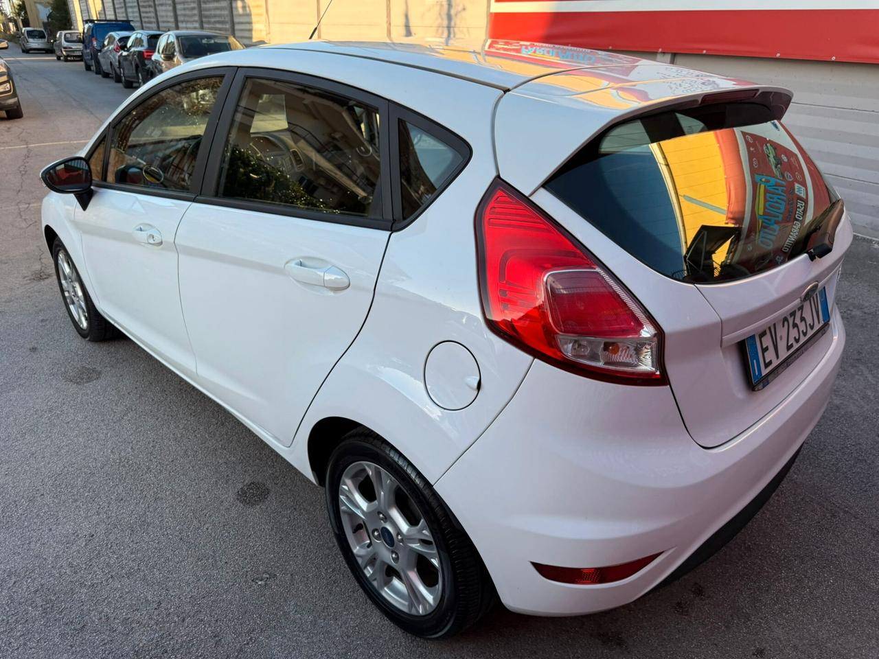 Ford Fiesta 1.5 TDCi 75cv Titanium - 2014