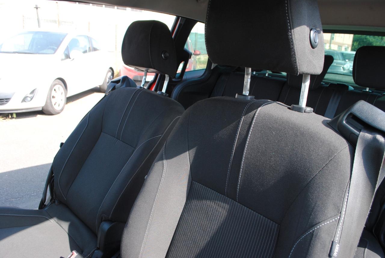 FORD B MAX 1.4 BENZ/GPL 90 CV