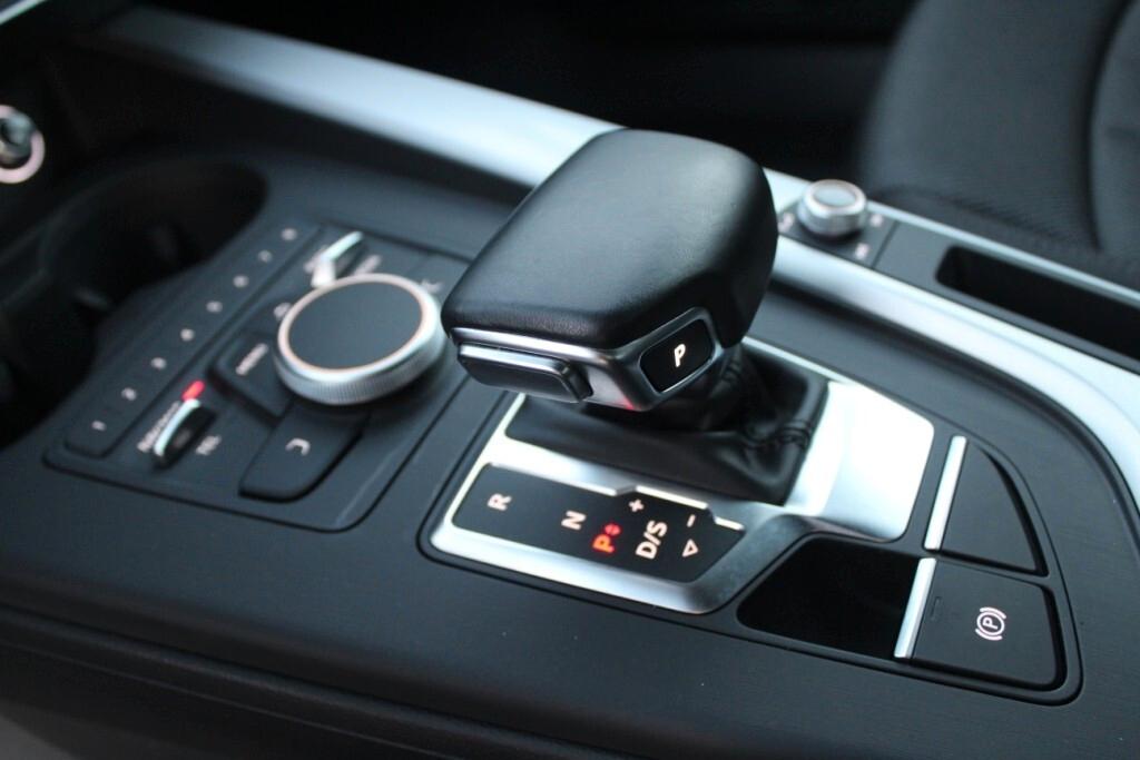 AUDI A4 Avant 2.0 TDI 150CV s-tronic *SOLI 64.000 KM