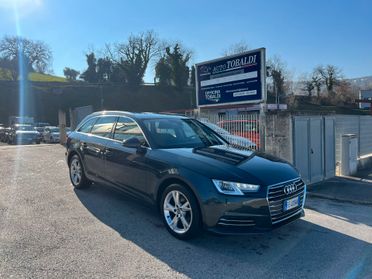 Audi A4 2.0 TDI 150 CV S tronic Business Sport