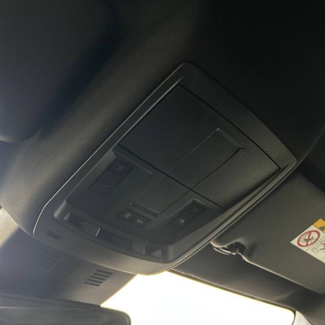 PEUGEOT 5008 Hybrid 145 e-DCS6 Allure