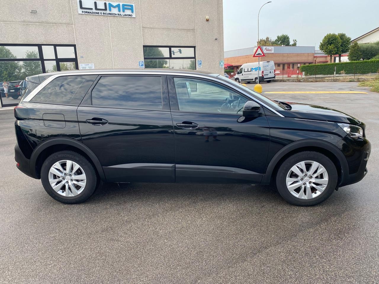 Peugeot 5008 1.5 130 CV EAT8 7 Posti Garantita