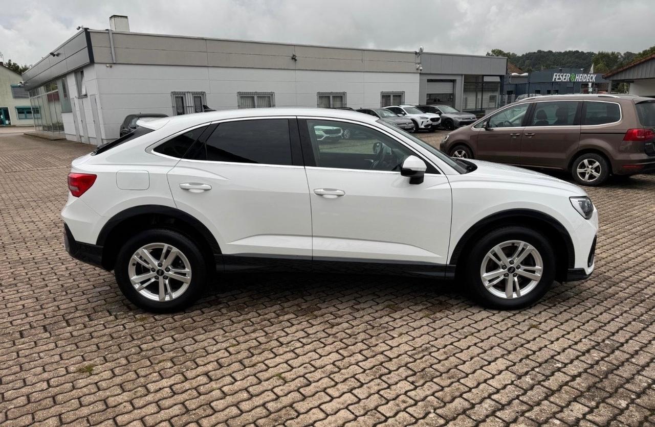 Audi Q3 SPB 45 TFSI e S tronic Business Plus