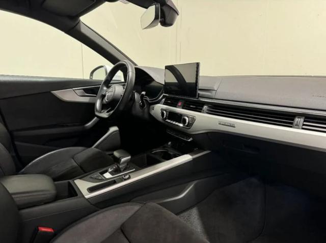 AUDI A4 allroad 40 TDI Quattro S tronic Identity Contrast
