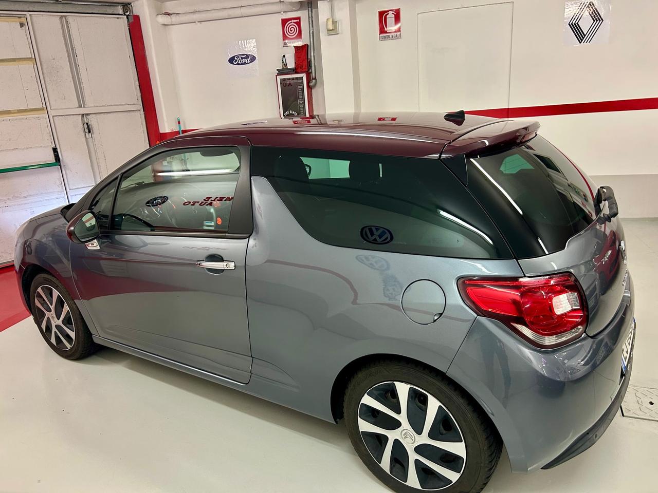 Ds DS3 3 1.4 VTi 95 Just Black