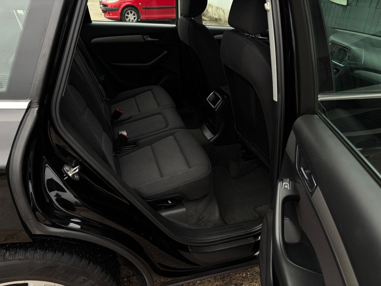 Audi Q5 2.0 TDI 150 CV. Garanzia 12 mesi