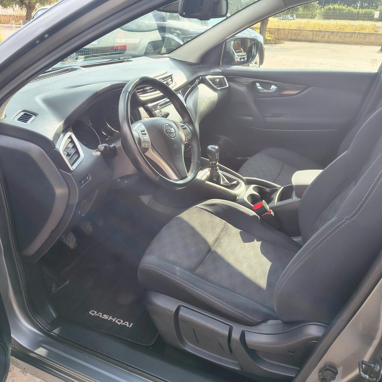 Nissan Qashqai 1.5 dCi N-Connecta