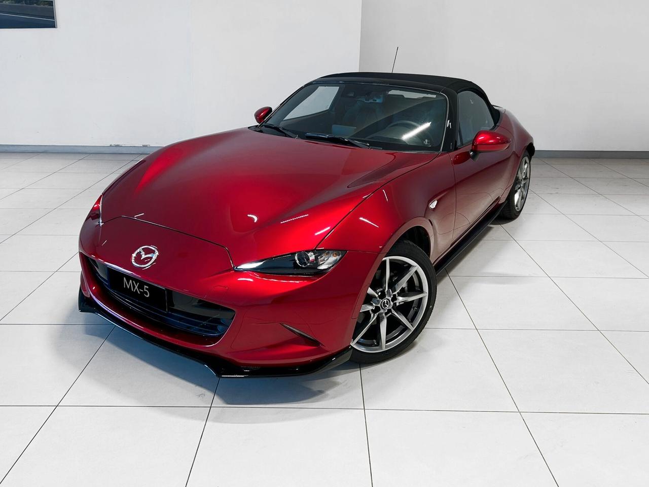 Mazda MX-5 1.5L Skyactiv-G Exclusive-Line