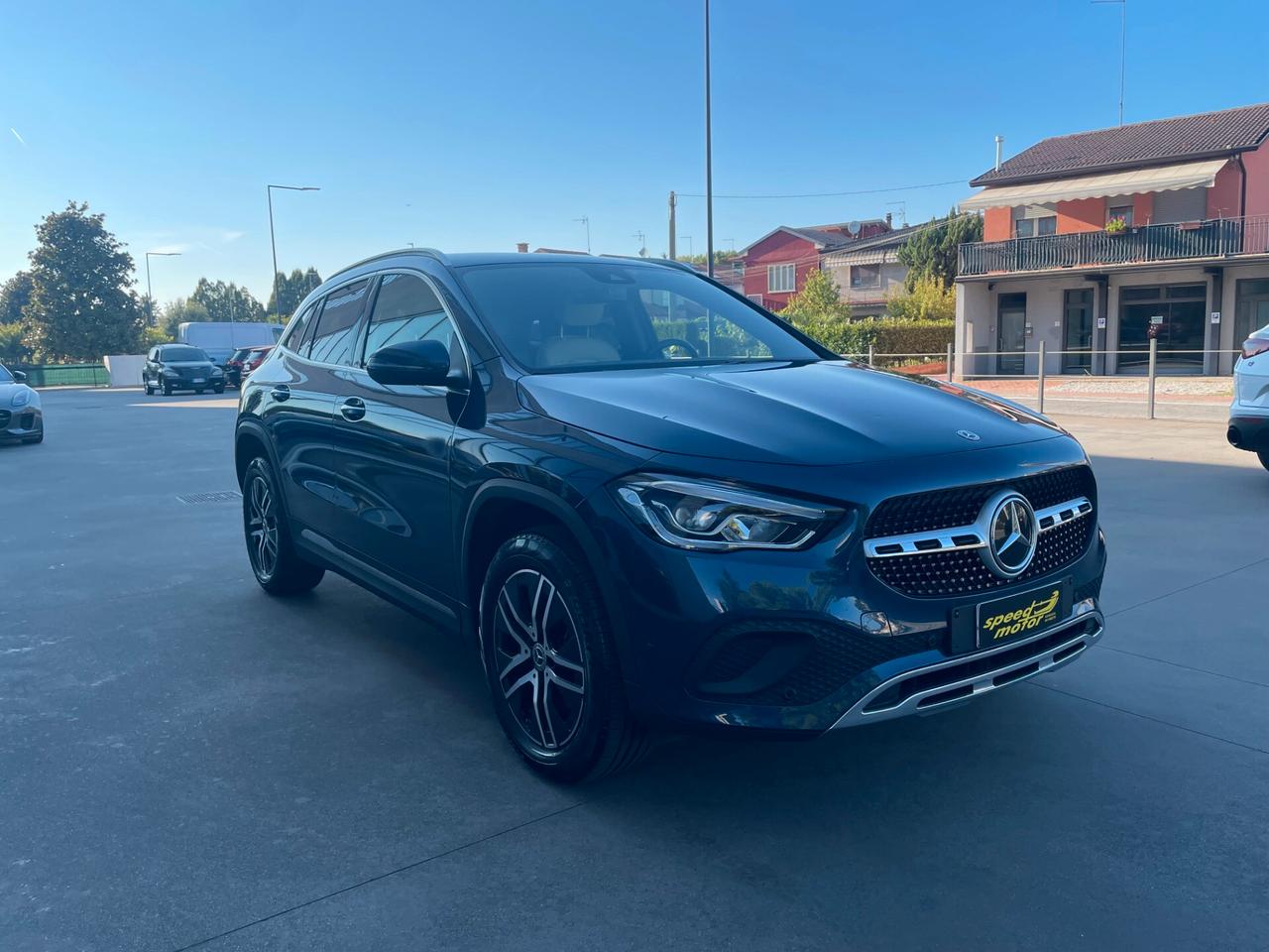 Mercedes-benz GLA 200 Automatic Business