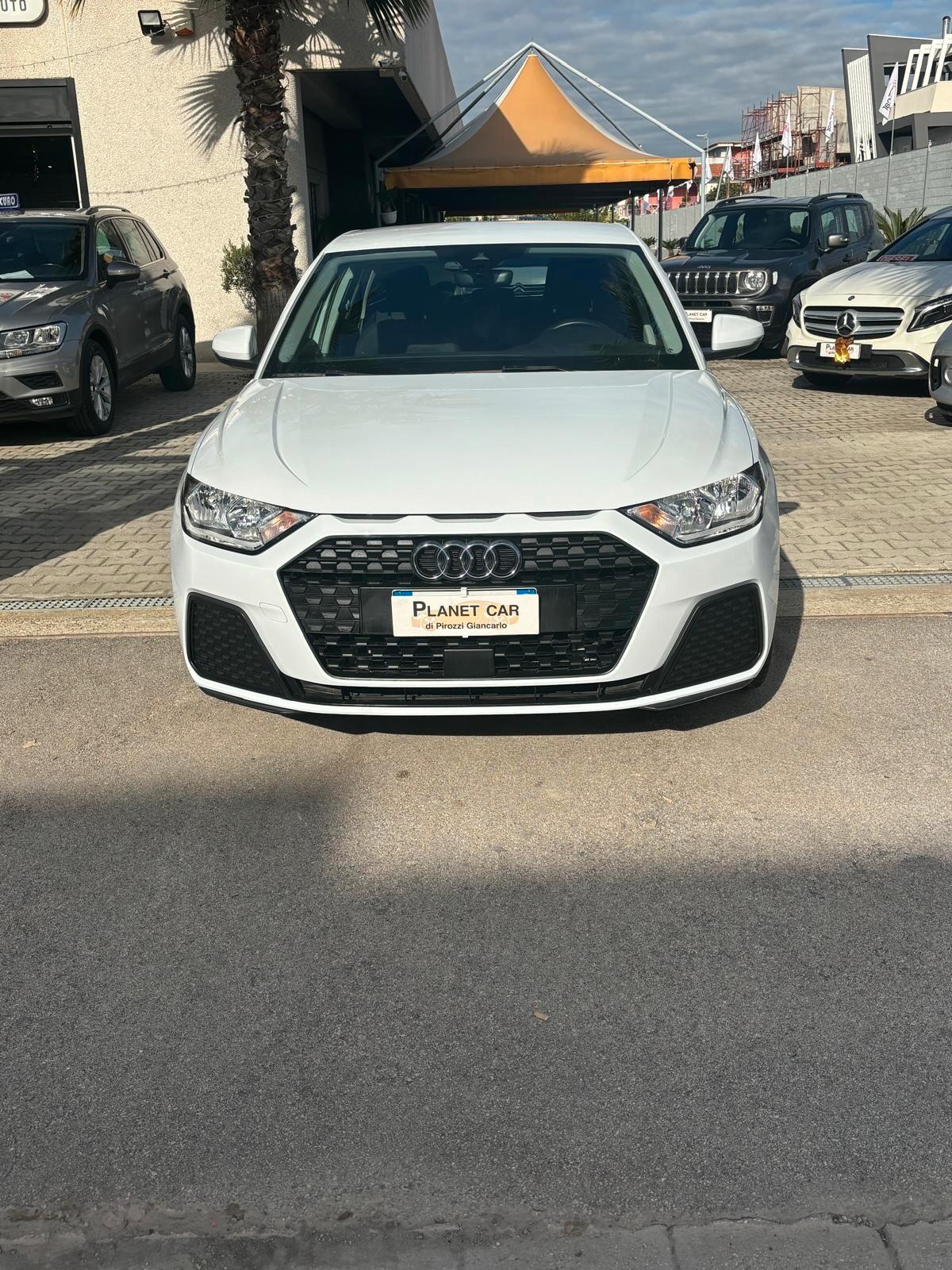 Audi A1 SPB 30 TFSI Identity Black