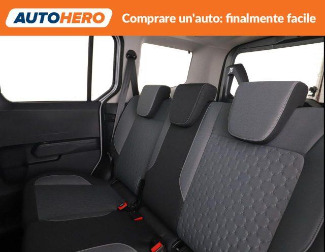 FORD Tourneo Courier 1.0 EcoBoost Titanium