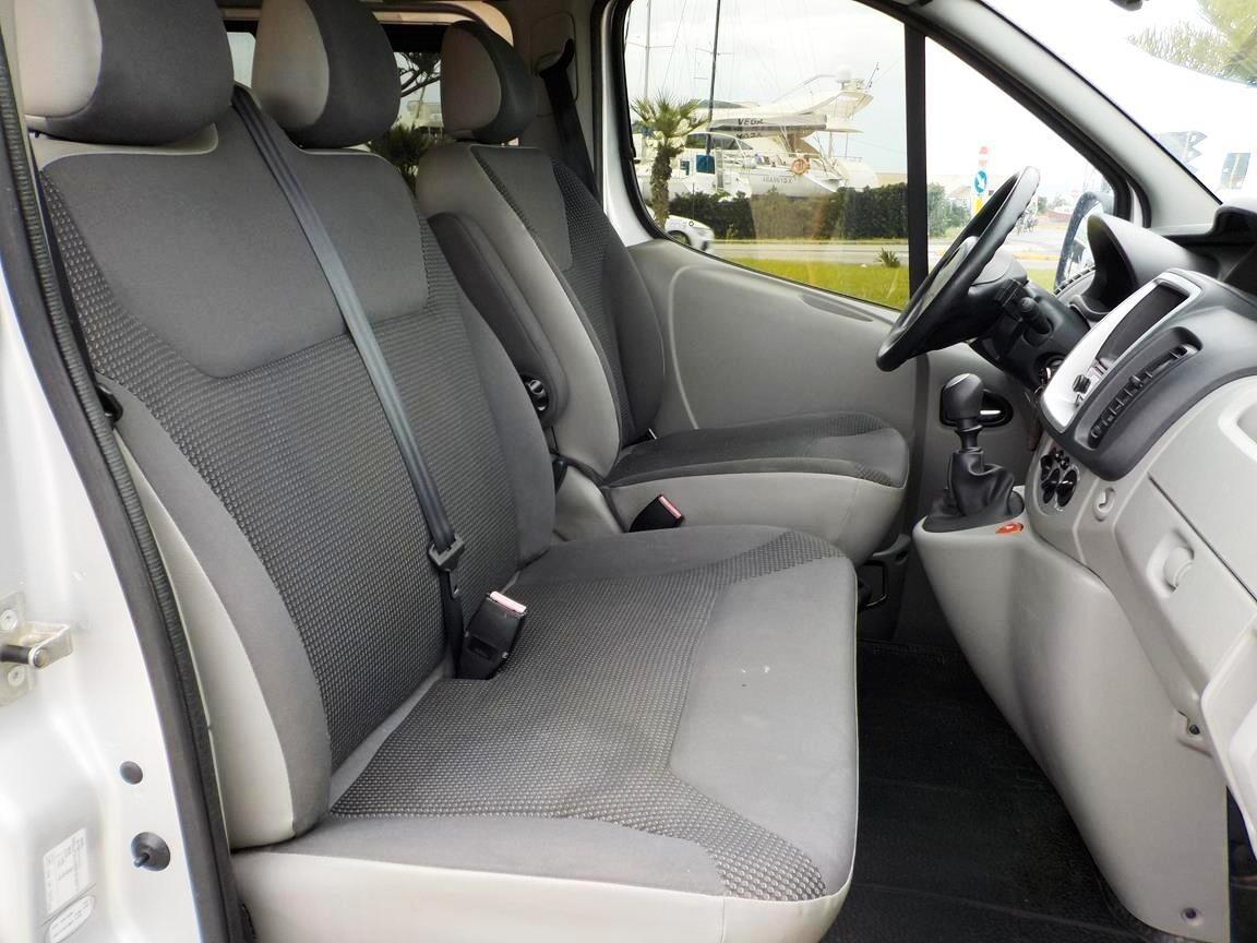 Opel Vivaro 27 2.0 CDTI PC-TN Combi 9 posti
