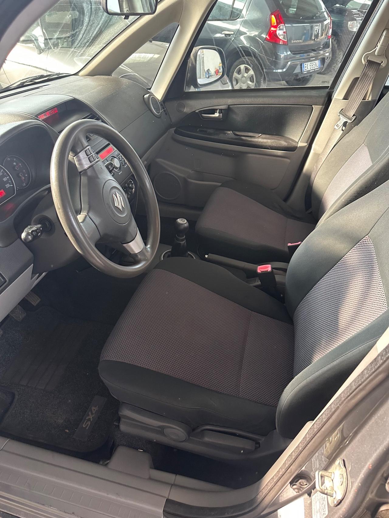 Suzuki SX4 1.6 16V Urban Line