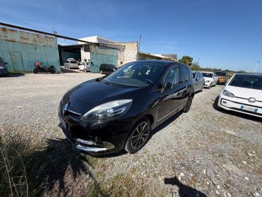 Renault Scénic XMod 1.5 Diesel Bose
