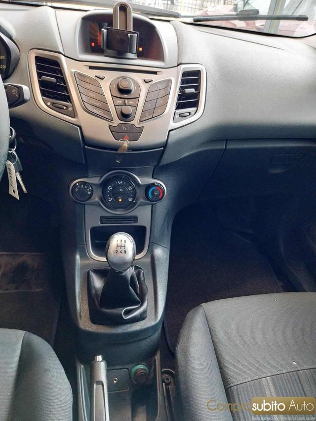 FORD Fiesta + 1.4 TDCi 68CV 3 porte