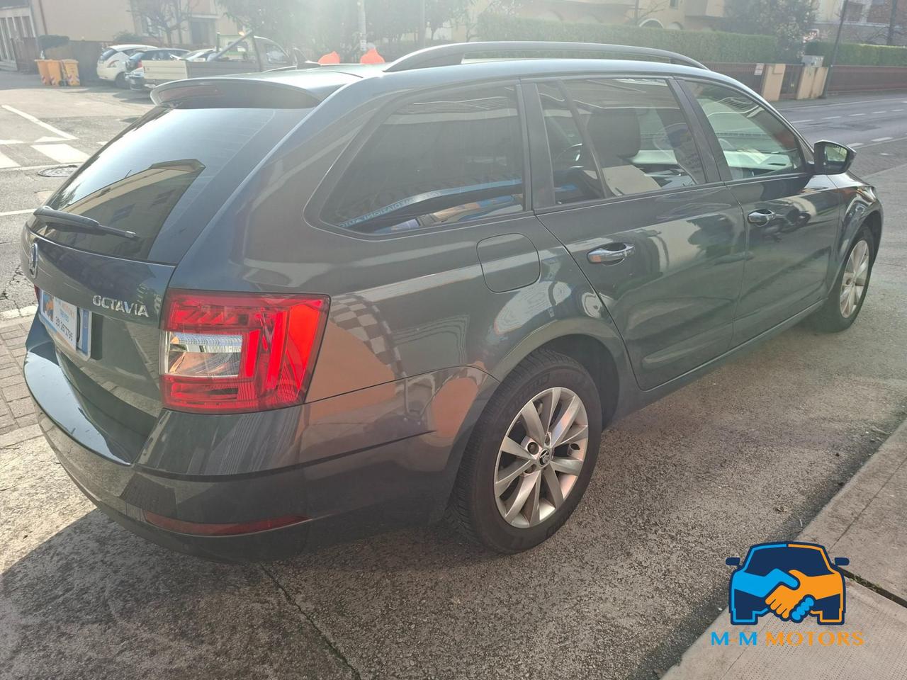 Skoda Octavia Wagon 1.6 tdi Ambition 115cv