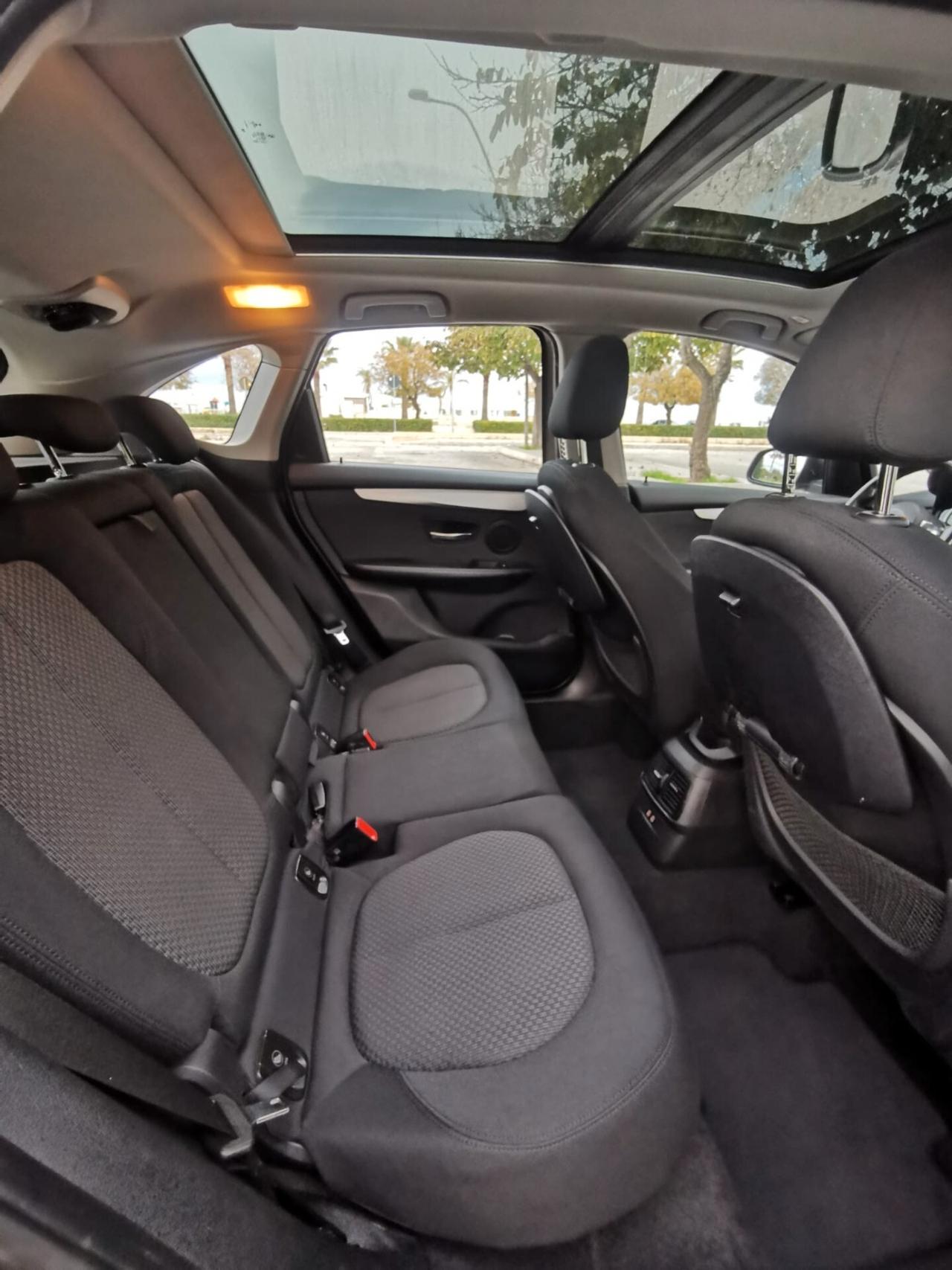 Bmw 216 Active Tourer Luxury autom. 12/2019