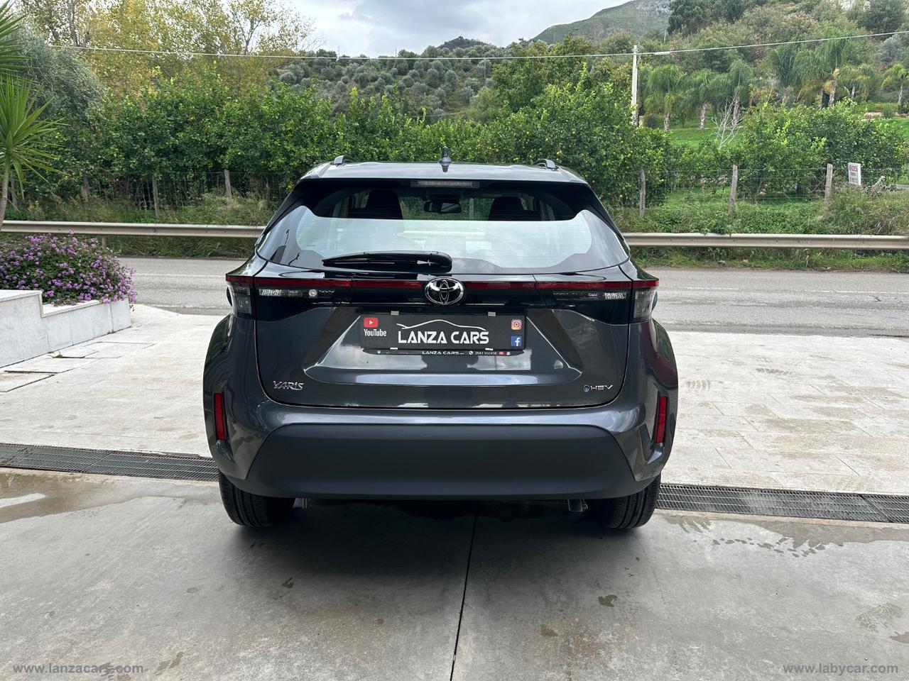 TOYOTA Yaris Cross 1.5 Hybrid 5p. E-CVT Busin.