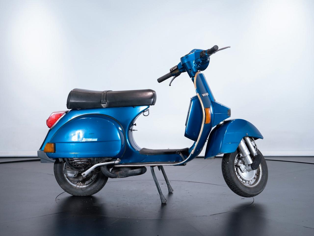 Piaggio Vespa P 200 E