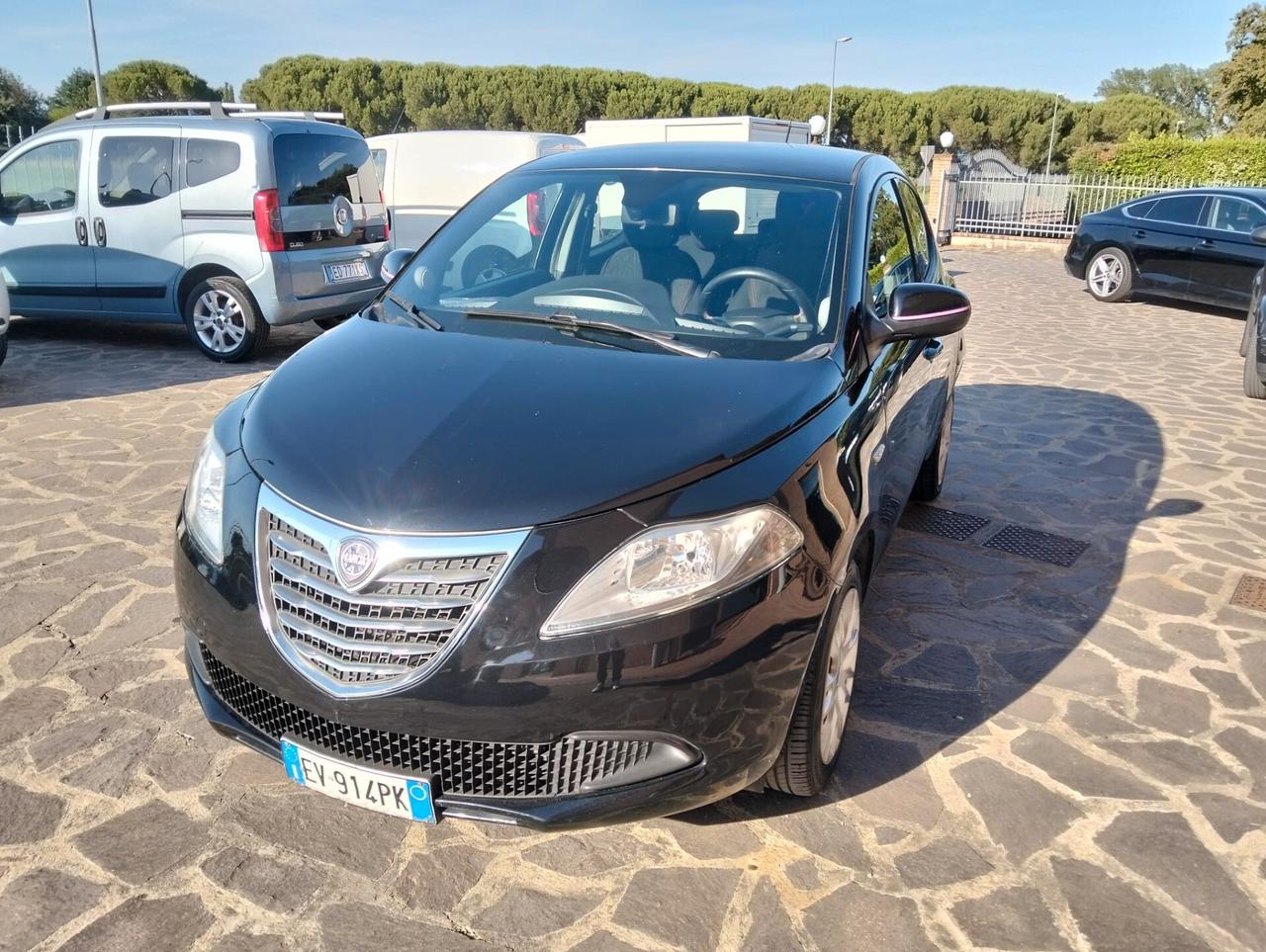 Lancia Ypsilon 1.2 69 CV 5 porte GPL Ecochic Elefantino