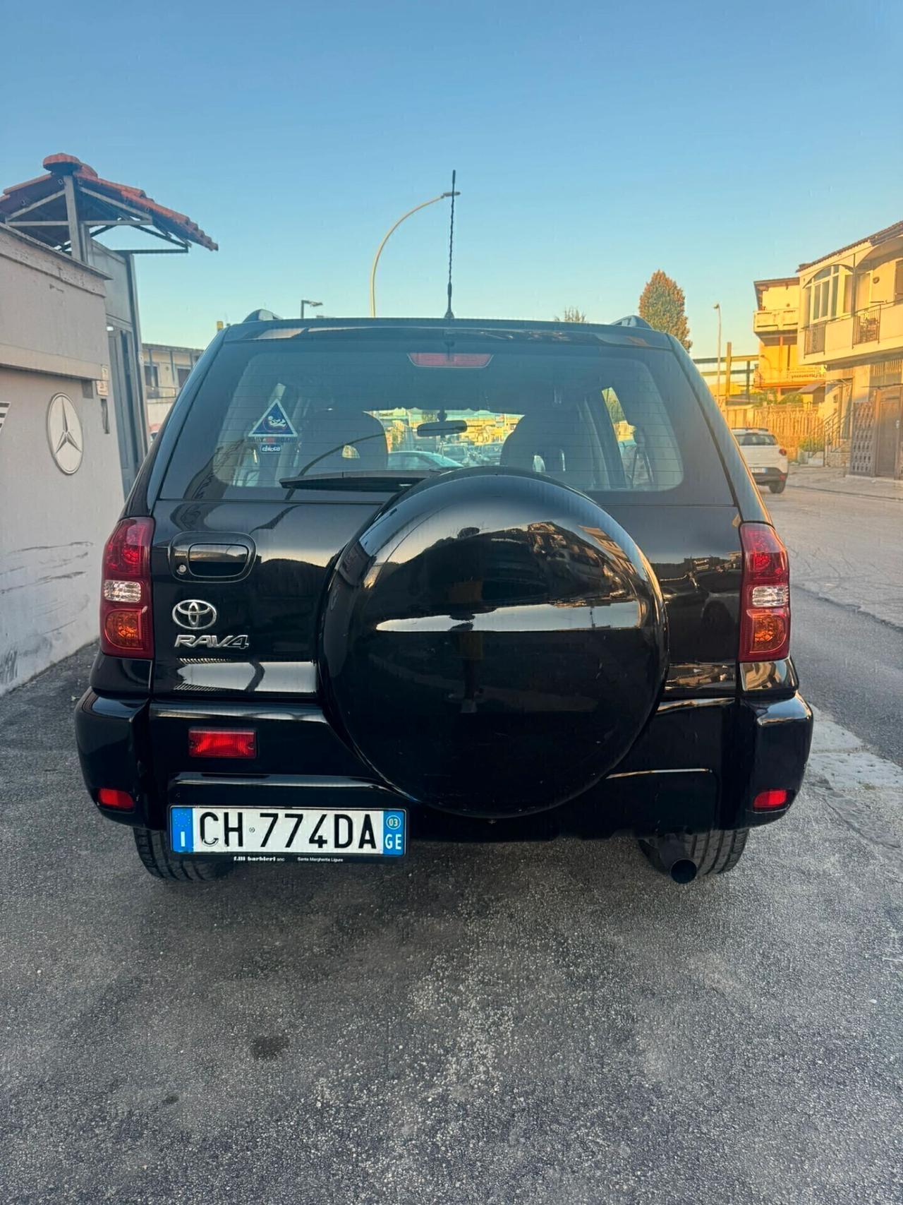Toyota RAV 4 RAV4 2.0 Tdi D-4D cat 5 porte Sol