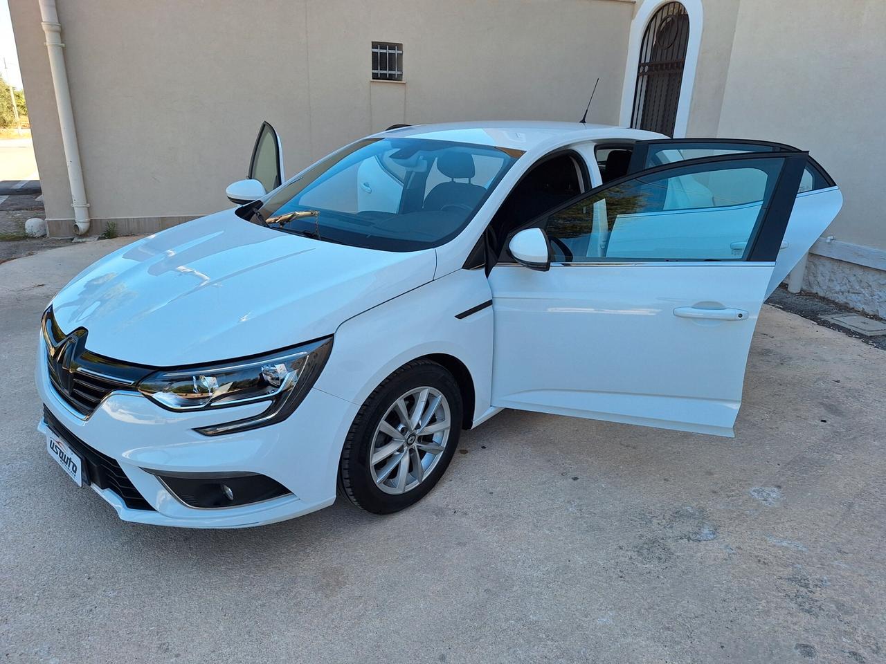 Renault Mégane 1.5 dCi BERLINA NAVI 2017