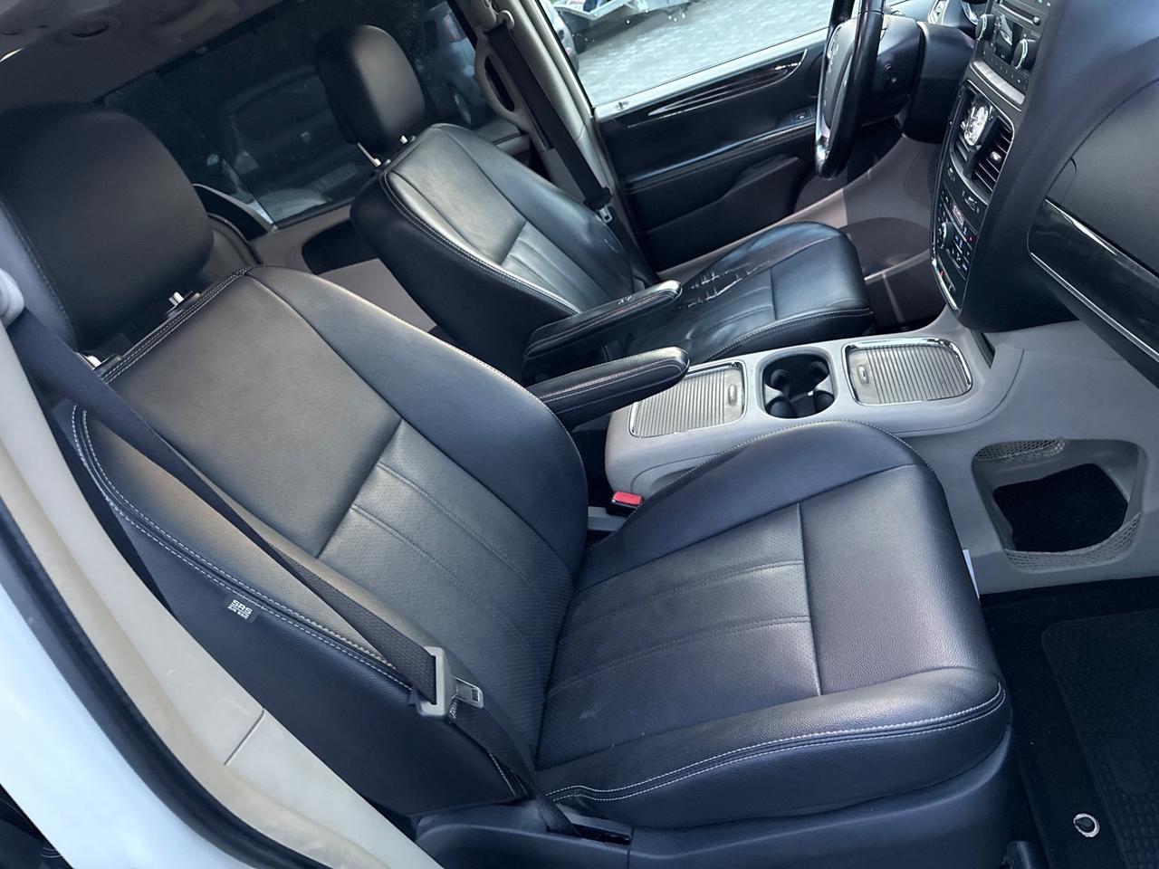 Lancia Voyager 2.8 163 CV Platinum Full Optional