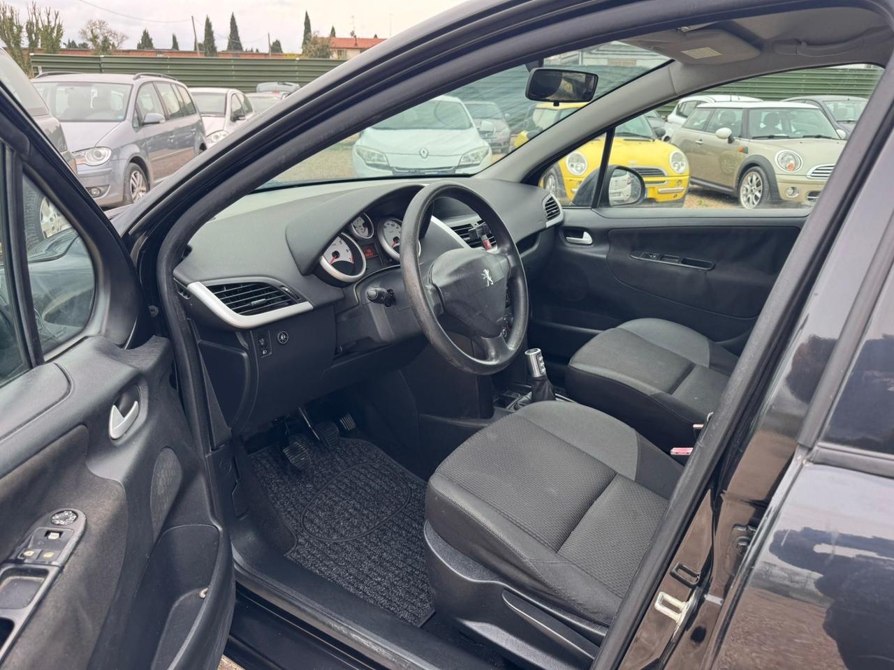 Peugeot 207 1.4 8V 75CV 5p. Energie Sport ECO GPL