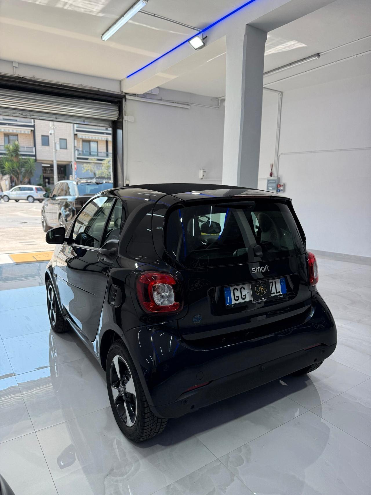 Smart ForTwo EQ Racingrey