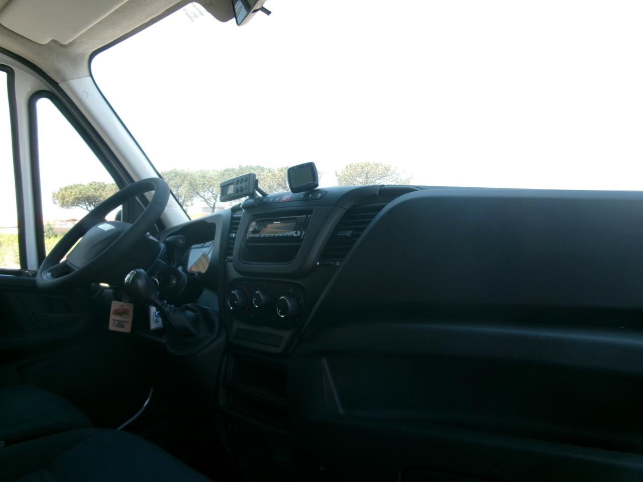 Iveco Daily 35C15 3000 150CV E6 *127000KM* FRIGO ATP FRCX -20° 07/2028 7 PEDANE