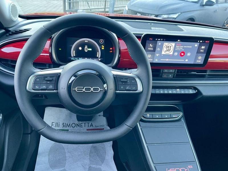 FIAT 600e 54 KWH Red - AZIENDALE