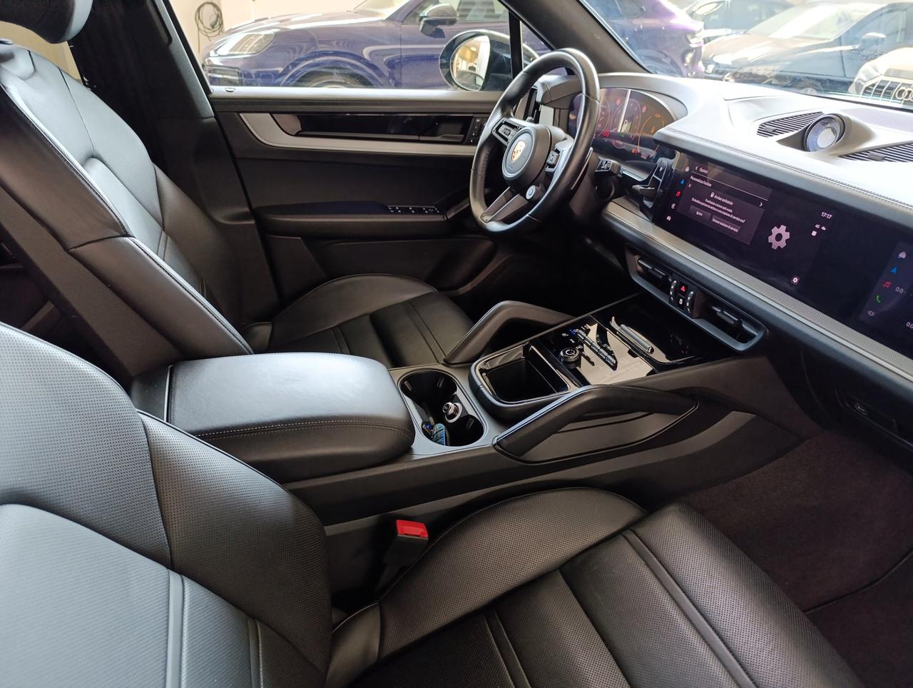 Porsche Cayenne 3.0 e-hybrid S tiptronic