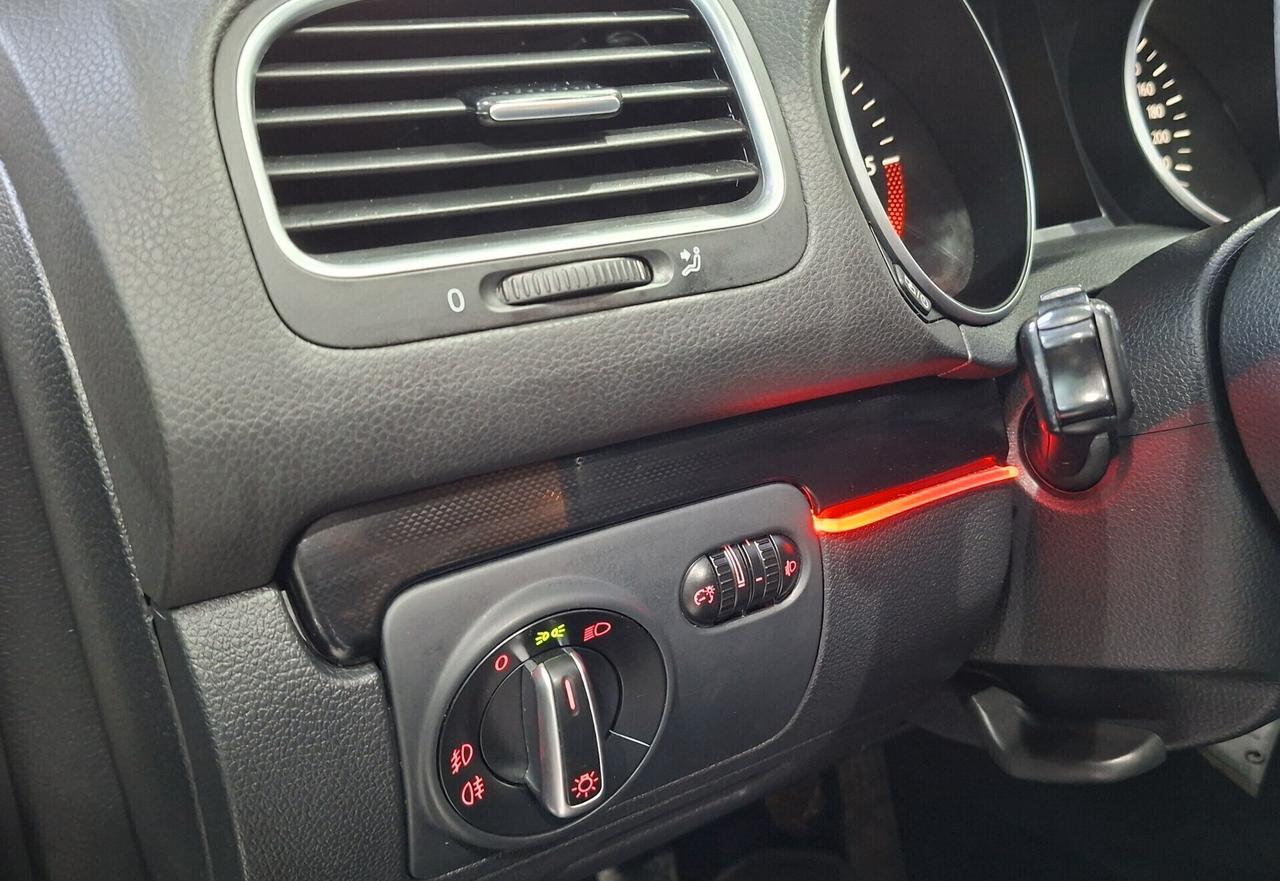 Volkswagen Golf 6 1.6 TDI Highline BlueMotion