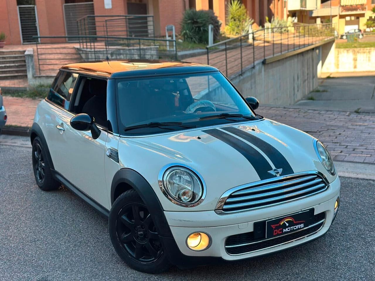 Mini 1.6 16V Cooper D FULL OPTIONAL