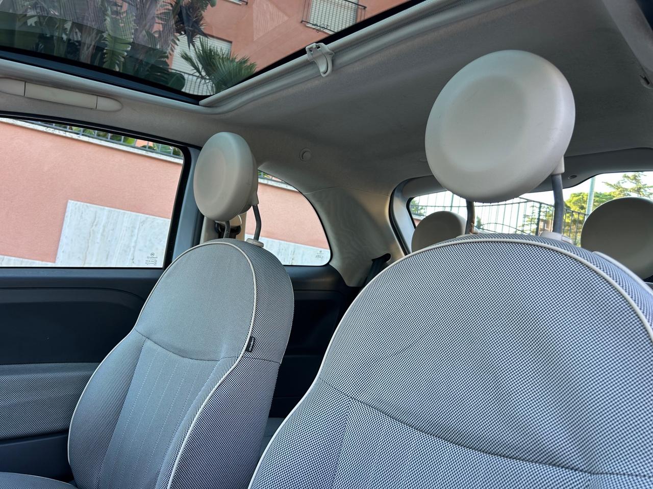 Fiat 500 1.2 Lounge ideale per neo patentati