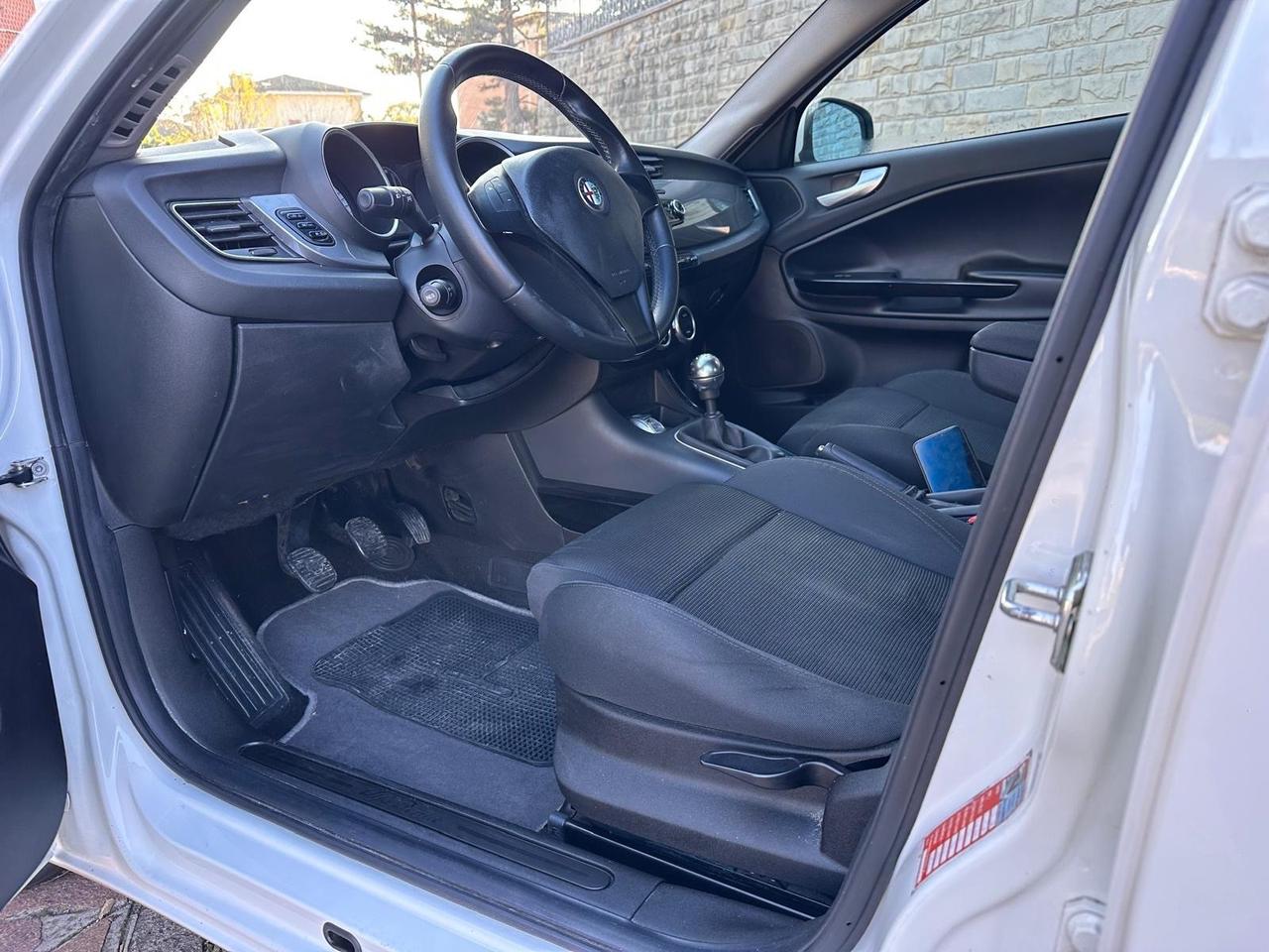 Alfa Romeo Giulietta 2.0 JTDm-2 140 CV Distinctive