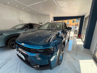 Lynk and Co 01 1.5 td phev auto