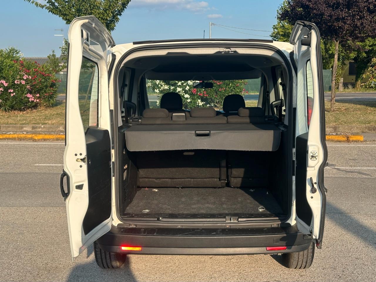 Fiat Doblo 1.3 MJT AUTOCARRO 5 POSTI 95cv E6D