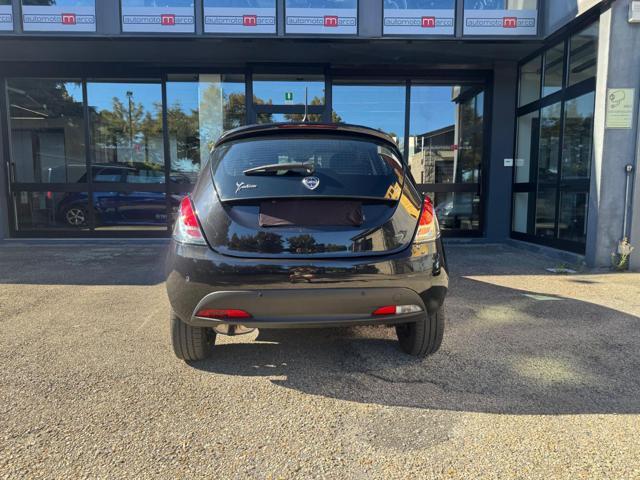 LANCIA Ypsilon 1.2 69 CV 5 porte GPL Ecochic Gold