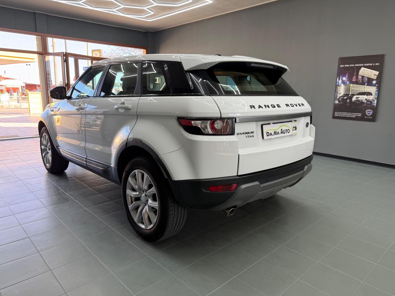 Land Rover Range Evoque 2.2 TD4 5p. British Edition Dynamic