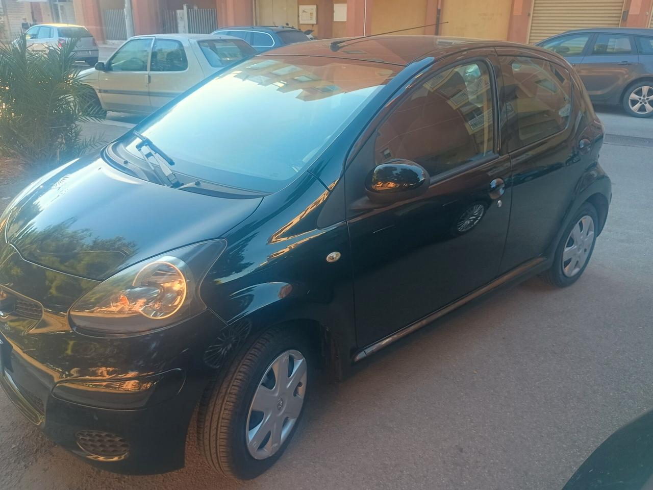 Toyota Aygo 1.0 12V VVT-i 5 porte Now