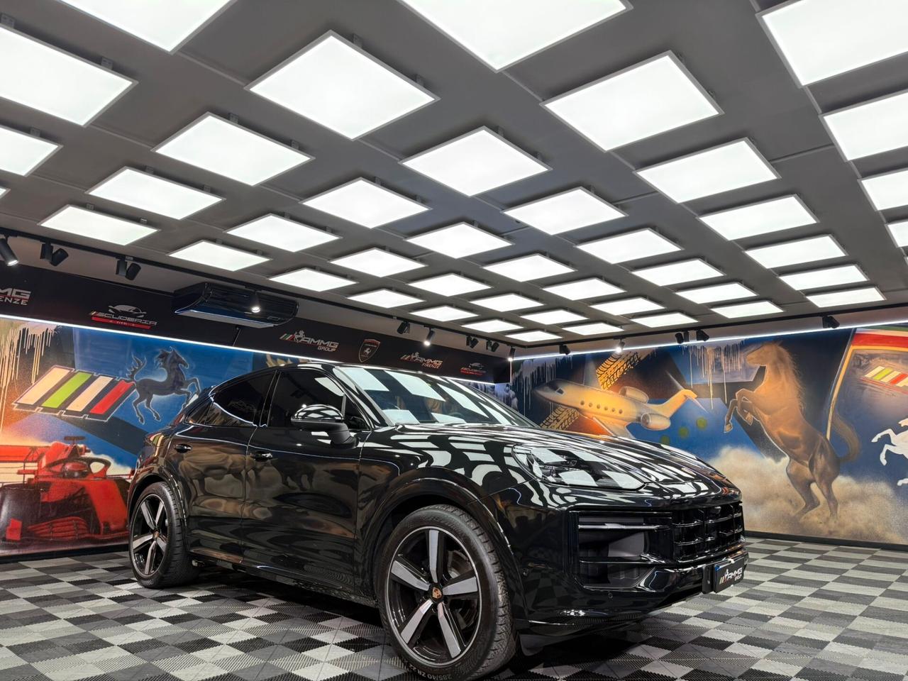 Porsche Cayenne Coupé 3.0 V6 E-Hybrid (402)