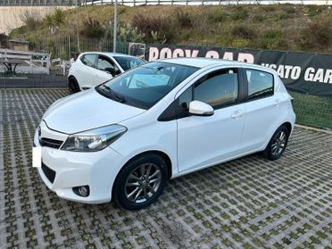 Toyota Yaris 1.3 5 porte Style Multidrive S-04/2014