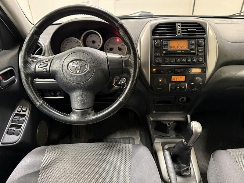 Toyota RAV4 RAV4 2.0 Tdi D-4D cat 5 porte Sol